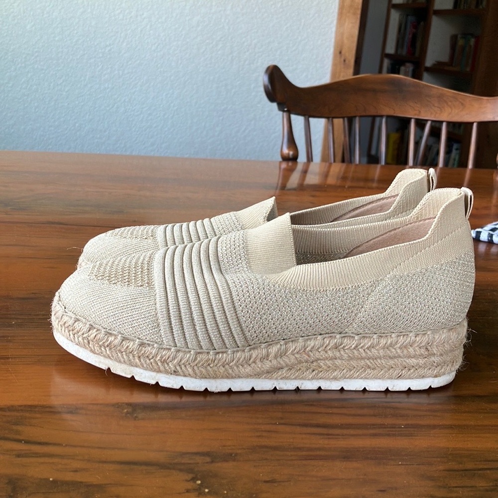 ADRIENNE VITTADINI NIKO KNIT ESPADRILLE Sz 7.5 M